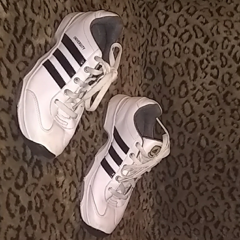 Addidas VERY LIGHTLY WORN MAYBE TWICE